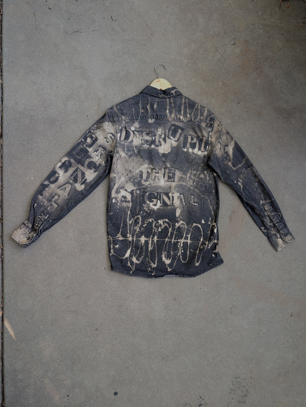 Disrupt the Signal Button-up